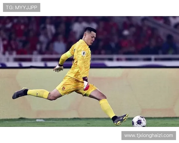 足球星哨背后的秘密解析揭示裁判如何影响比赛结果与球员表现